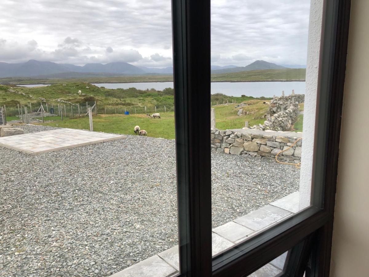 Apartment At Island Cottage, Inishnee, Roundstone Galway Dış mekan fotoğraf