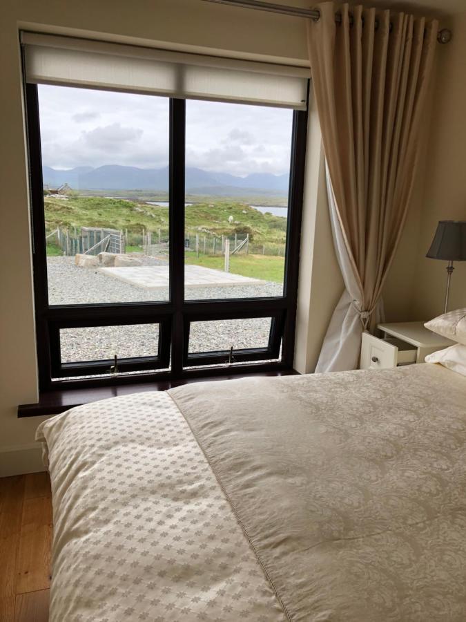 Apartment At Island Cottage, Inishnee, Roundstone Galway Dış mekan fotoğraf